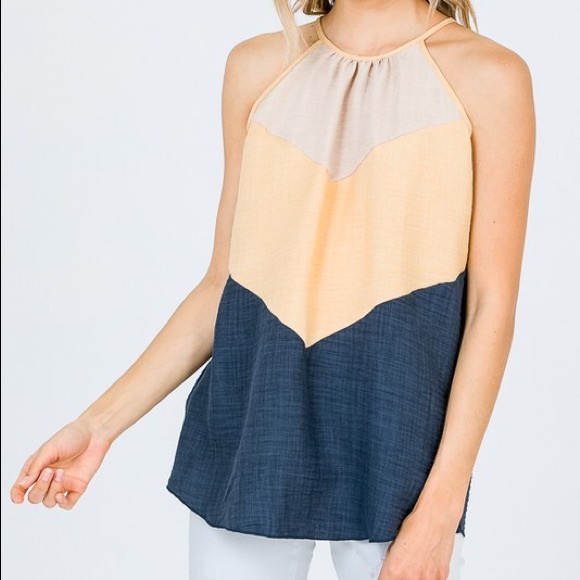 🆕Colorblock Top - Picture 2 of 5